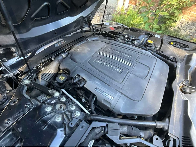 2017 jaguar f type auto - afbeelding 31 van  51
