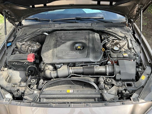 2017 jaguar xe personenauto - afbeelding 18 van  32