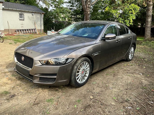 2017 jaguar xe personenauto - afbeelding 12 van  32