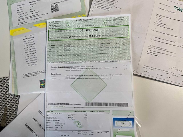 2017 jaguar xe personenauto - afbeelding 25 van  32