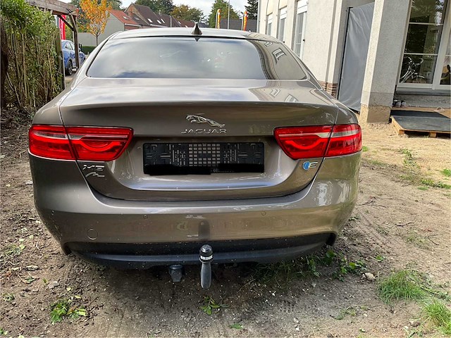 2017 jaguar xe personenauto - afbeelding 28 van  32