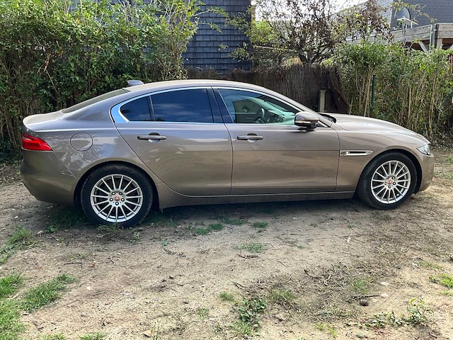 2017 jaguar xe personenauto - afbeelding 30 van  32