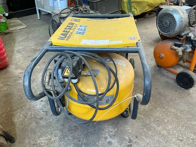2017 kaeser premium car 300/30 zuigercompressor - afbeelding 3 van  8