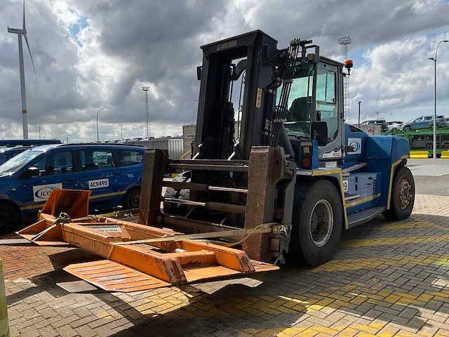 2017 kalmar dcg150-12 vorkheftruck - afbeelding 1 van  25
