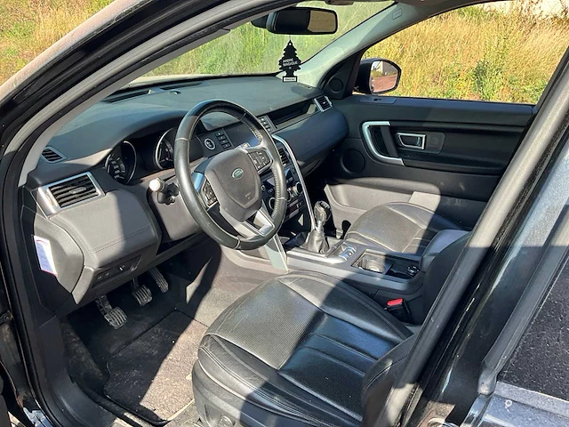 2017 land rover discovery sport personenauto - afbeelding 15 van  50