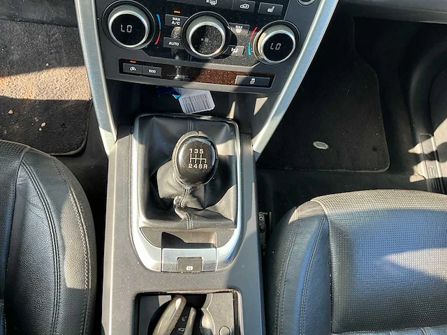 2017 land rover discovery sport personenauto - afbeelding 27 van  50