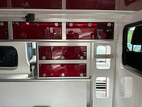 2017 les dauphins vivaro ambulance - afbeelding 10 van  27