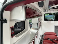 2017 les dauphins vivaro ambulance - afbeelding 15 van  27