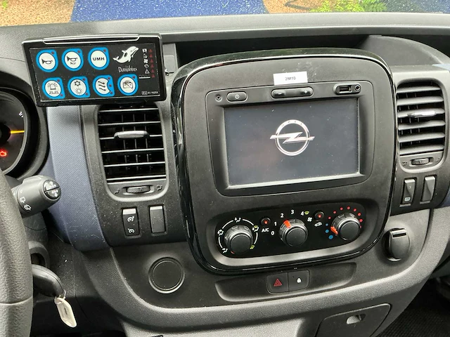 2017 les dauphins vivaro ambulance - afbeelding 17 van  27