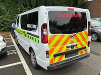 2017 les dauphins vivaro ambulance - afbeelding 12 van  27