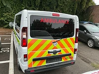 2017 les dauphins vivaro ambulance - afbeelding 21 van  27