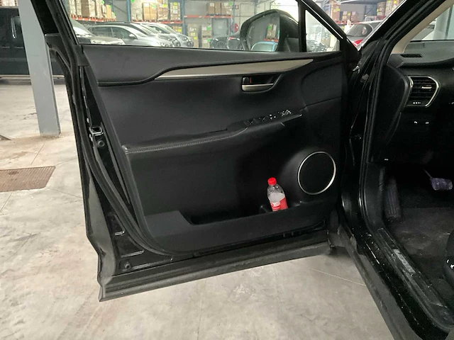 2017 lexus nh300h - afbeelding 14 van  31