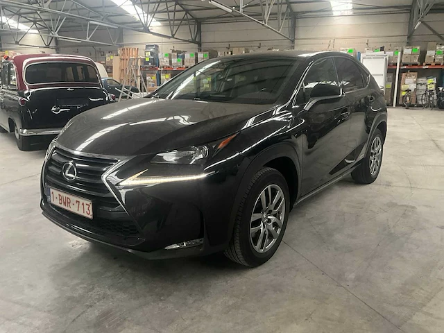 2017 lexus nh300h - afbeelding 2 van  31