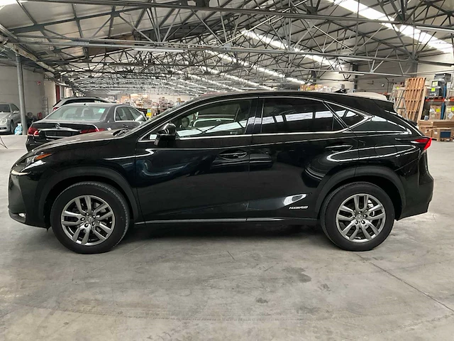 2017 lexus nh300h - afbeelding 3 van  31