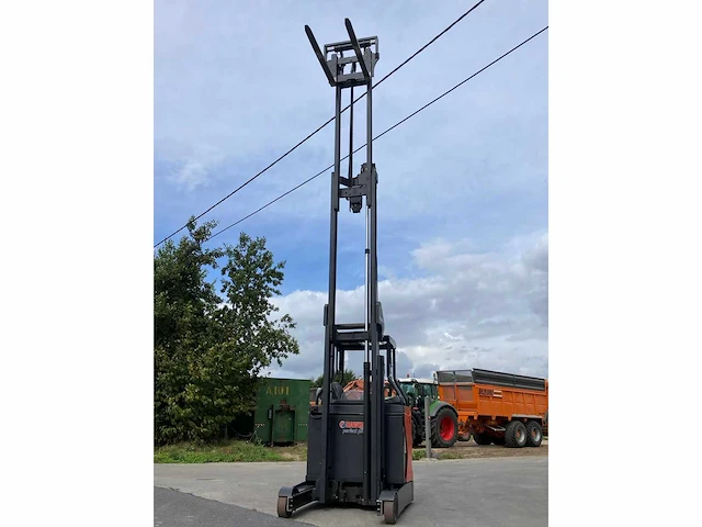 2017 linde r14 reachtruck - afbeelding 2 van  44