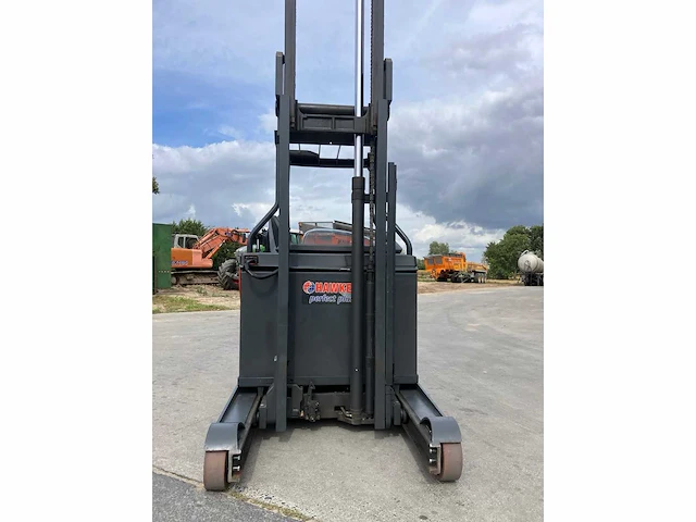 2017 linde r14 reachtruck - afbeelding 3 van  44