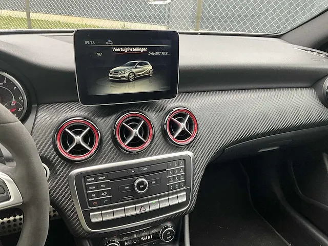 2017 mercedes-benz a45 amg - afbeelding 17 van  41