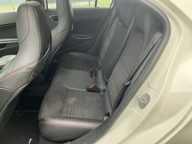 2017 mercedes-benz a45 amg - afbeelding 24 van  41