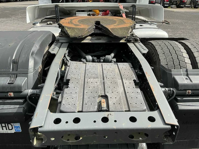 2017 mercedes-benz actros 1846 vrachtwagen - afbeelding 2 van  21