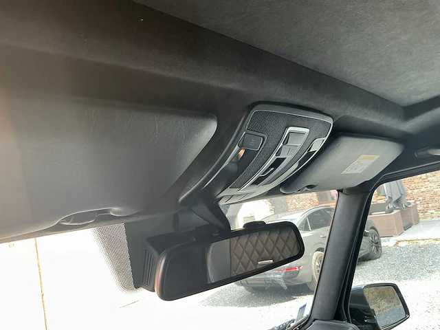 2017 mercedes-benz amg g63 v8 biturbo lichte vracht - afbeelding 24 van  67