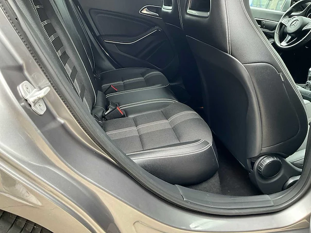2017 mercedes-benz cla 180 - afbeelding 30 van  45