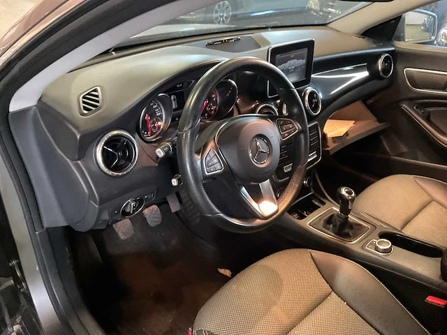 2017 mercedes-benz cla shootingbrake 180d - afbeelding 14 van  27