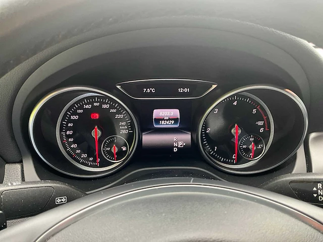 2017 mercedes-benz cla200 sedan auto - afbeelding 8 van  32