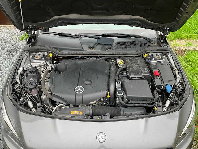 2017 mercedes-benz cla200 sedan auto - afbeelding 20 van  32