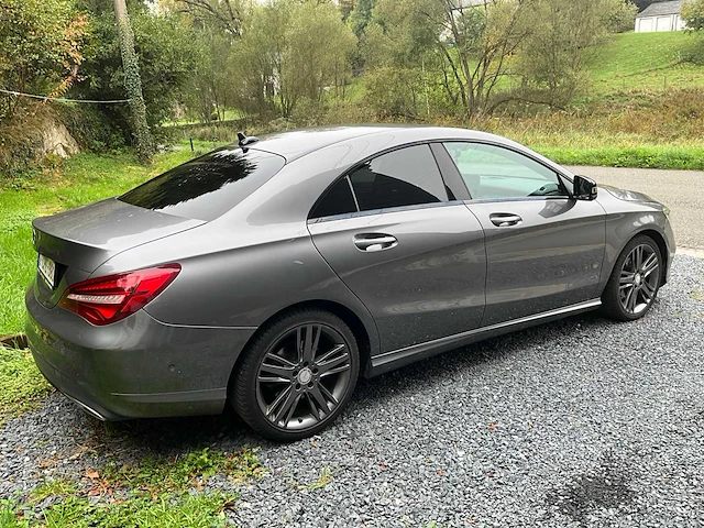 2017 mercedes-benz cla200 sedan auto - afbeelding 29 van  32