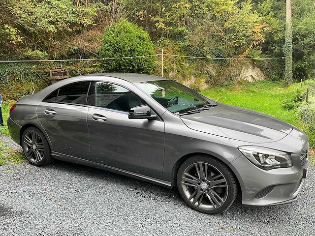 2017 mercedes-benz cla200 sedan auto - afbeelding 30 van  32