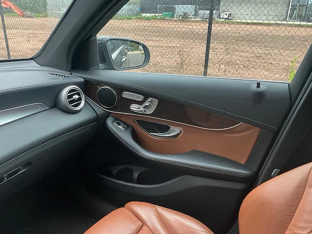 2017 mercedes-benz glc 350e plug-in hybride personenauto - afbeelding 13 van  31