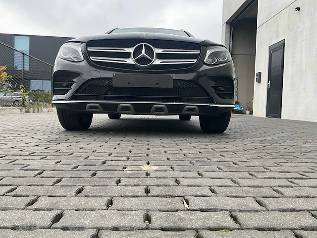 2017 mercedes-benz glc 350e plug-in hybride personenauto - afbeelding 31 van  31