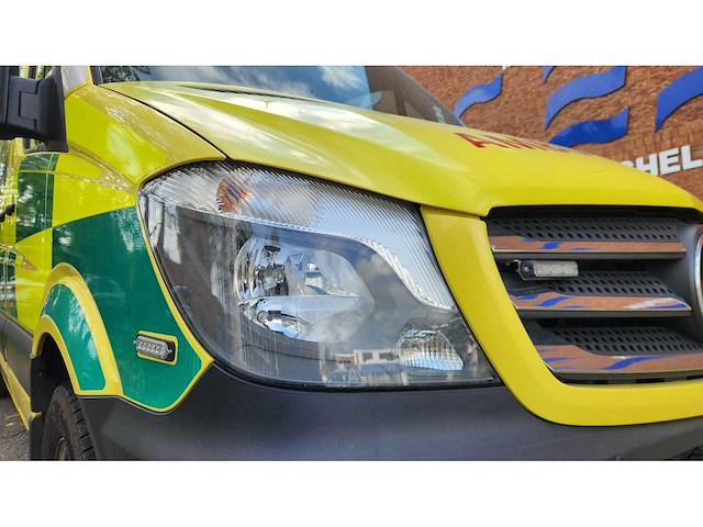 2017 mercedes-benz sprinter ambulances 190269km - afbeelding 8 van  43