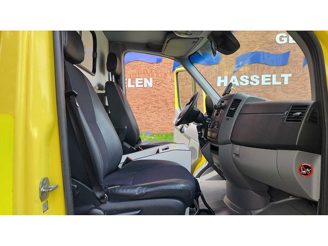 2017 mercedes-benz sprinter ambulances 190269km - afbeelding 21 van  43