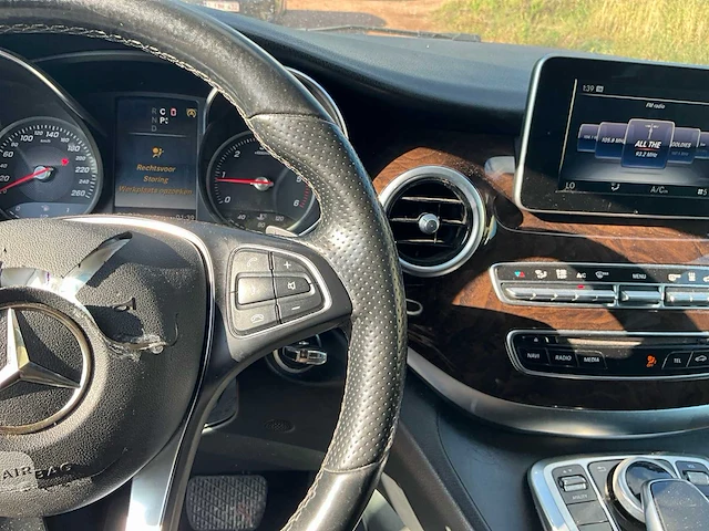 2017 mercedes-benz v-klasse personenauto - afbeelding 22 van  48