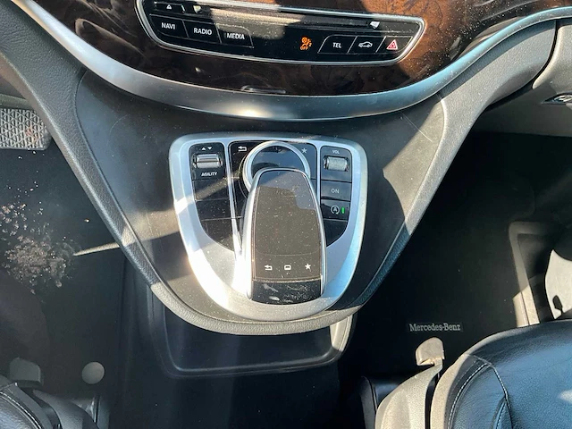 2017 mercedes-benz v-klasse personenauto - afbeelding 28 van  48