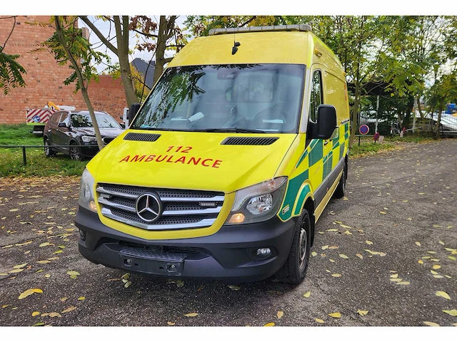 2017 mercedes sprinter ambulances | 119918km - afbeelding 11 van  44