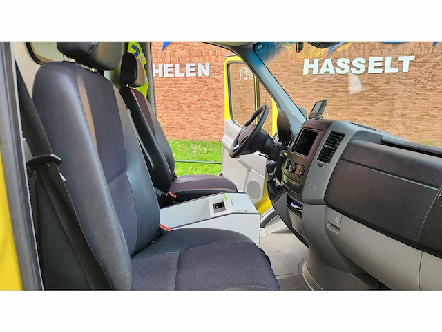 2017 mercedes sprinter ambulances | 119918km - afbeelding 22 van  44