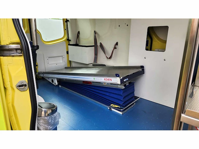 2017 mercedes sprinter ambulances | 119918km - afbeelding 27 van  44
