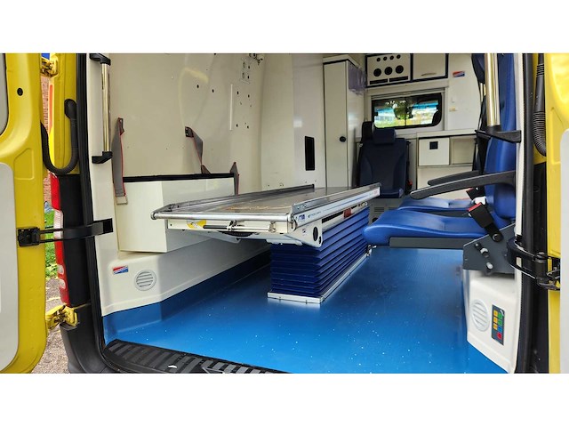 2017 mercedes sprinter ambulances | 119918km - afbeelding 33 van  44