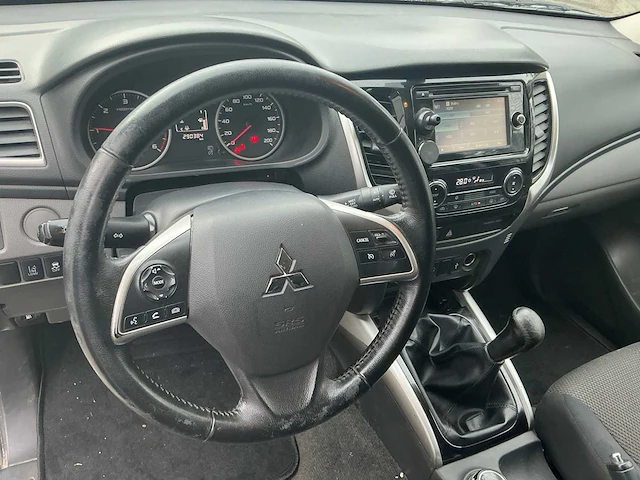 2017 mitsubishi l200 - afbeelding 9 van  38