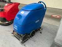 2017 nilfisk gesco schrob- zuigmachine - afbeelding 1 van  10