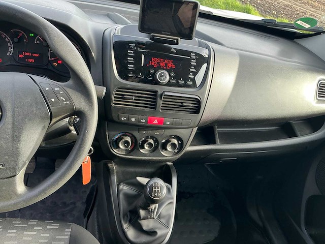 2017 opel combo personenauto - afbeelding 9 van  23