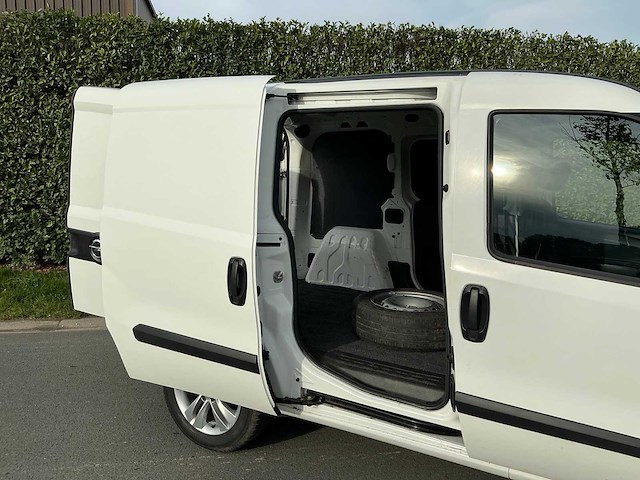 2017 opel combo personenauto - afbeelding 13 van  23
