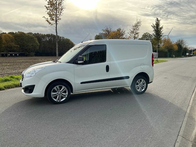 2017 opel combo personenauto - afbeelding 12 van  23
