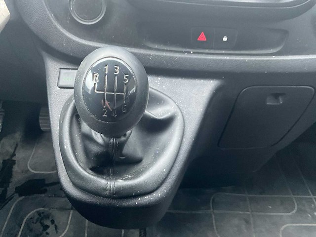 2017 opel vivaro biturbo - 6 pers - trekhaak - afbeelding 18 van  43