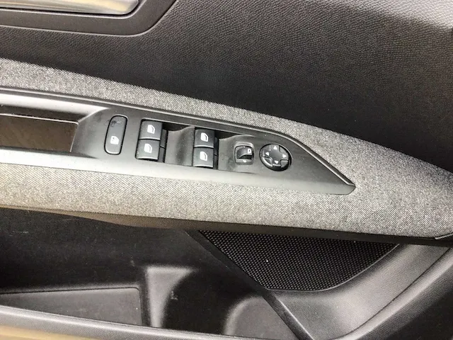 2017 peugeot 3008 auto - afbeelding 3 van  19