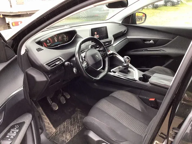 2017 peugeot 3008 auto - afbeelding 16 van  19