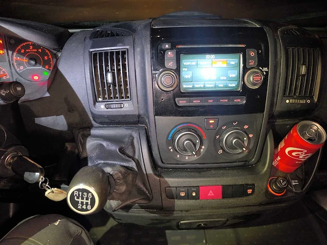 2017 | peugeot | boxer l2h2 | diesel | 63.863 km | trekhaak | start en rijdt goed - afbeelding 4 van  24