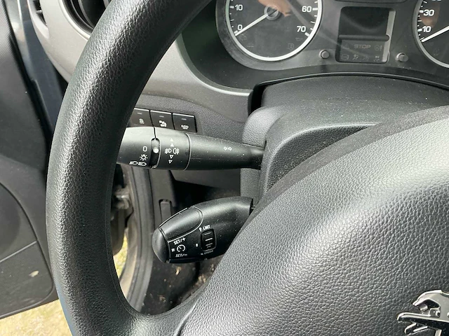 2017 peugeot partner 1.6 hdi personenauto - afbeelding 14 van  40